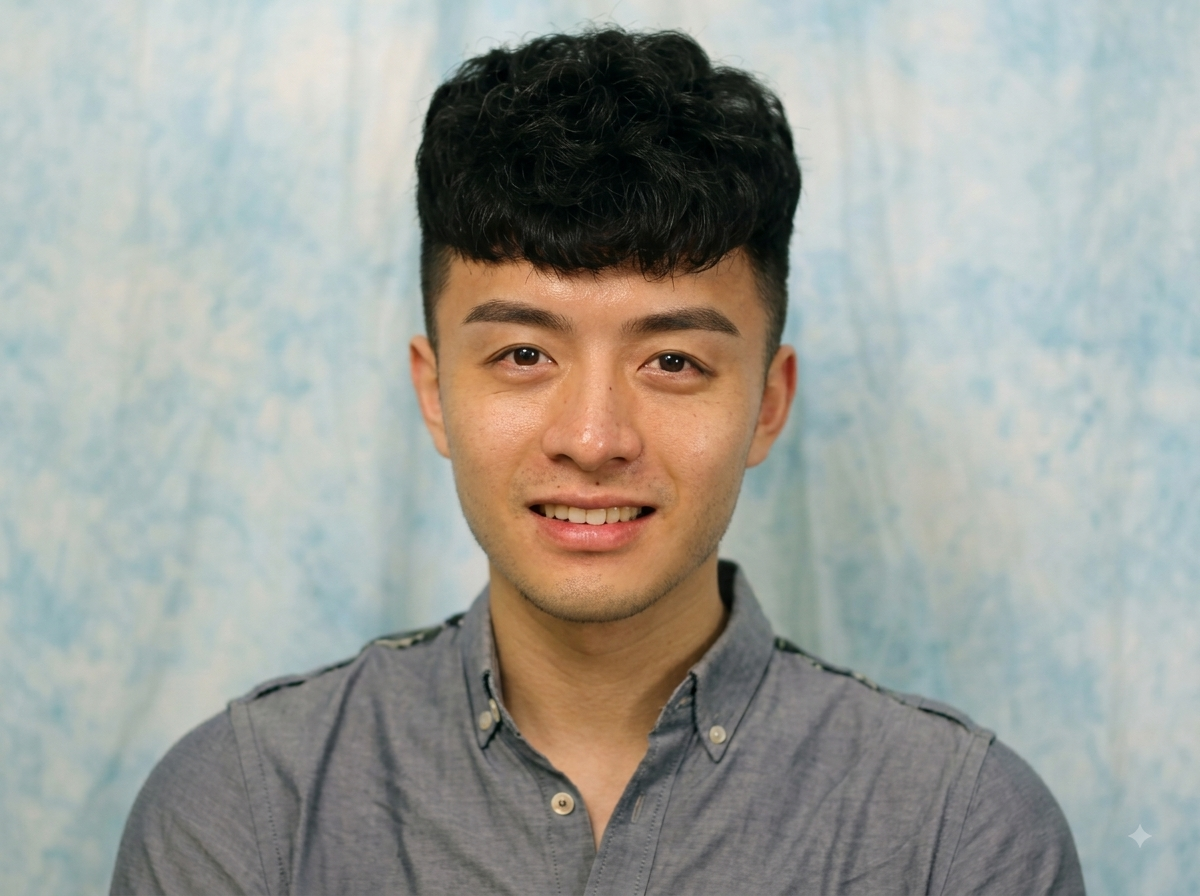 Portrait of Zeyi Huang